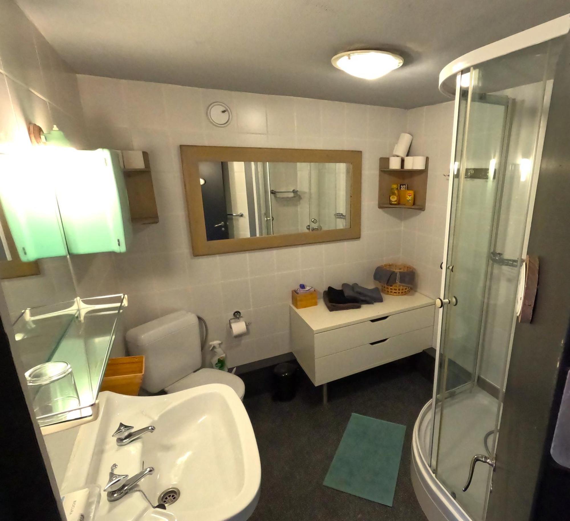 Aux Deux Amis Apartment Stavelot Bagian luar foto